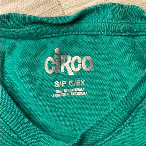 Cute cupcake Christmas t-shirt - Picture 3 of 3